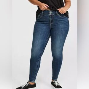 Women's Torrid Blue Jeans (s)